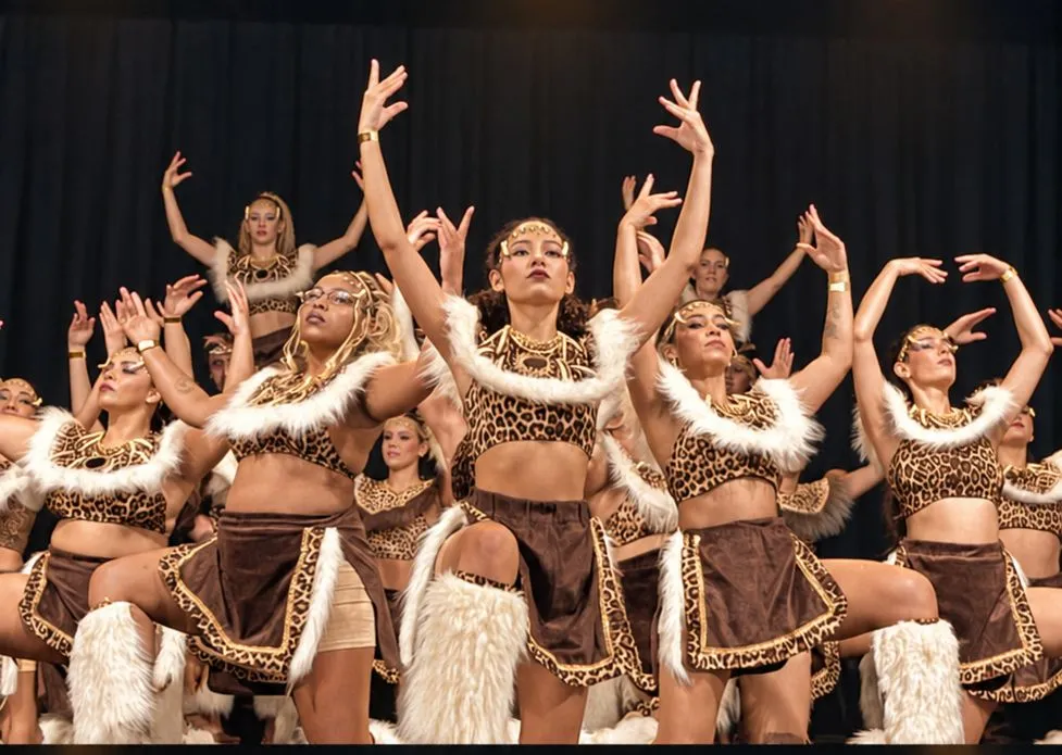 Companhia “Corpos que Falam” conquista dez prêmios em festival de dança em Ourinhos